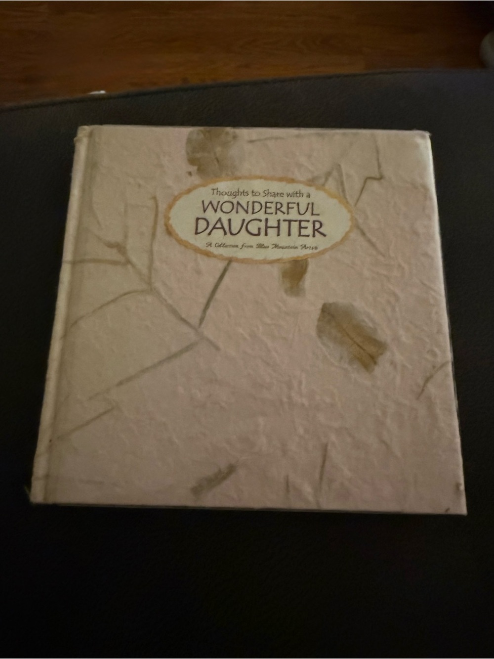 Wonderful Daughter Keepsake Book - Pink